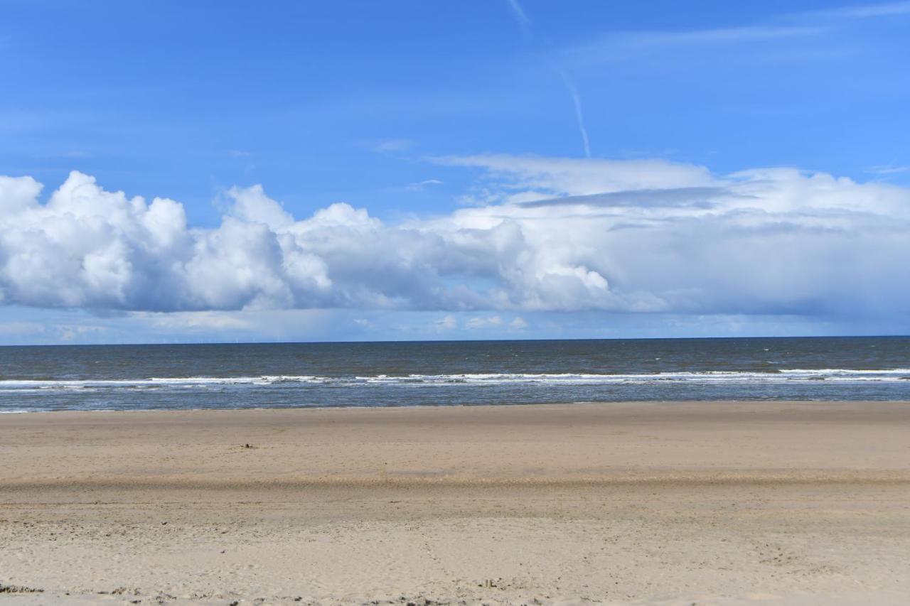 Appartement Met Frontaal Zeezicht In Bloemendaal Eksteriør bilde
